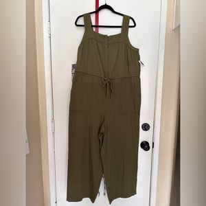 Old navy olive green Waist tie jumpsuit